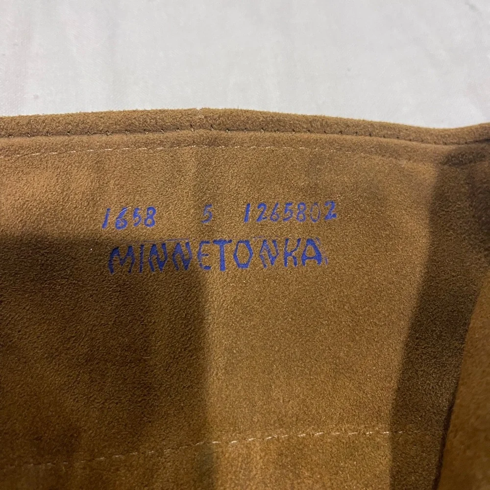 MINNETONKA MOCCASINS - Picture 4 of 4